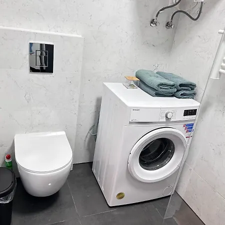 Apartment Yellow - Free Parking