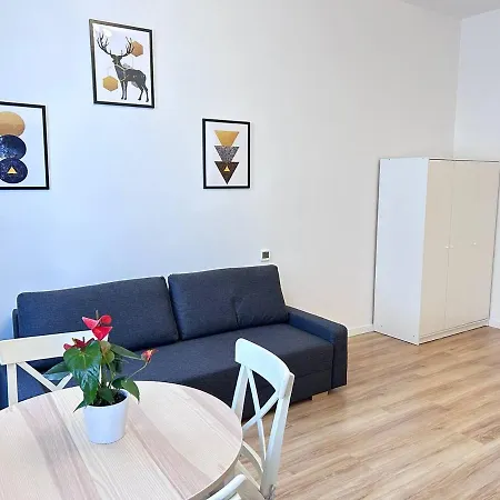 Yellow - Free Parking