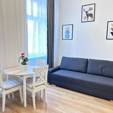 Yellow - Free Parking 아파트 *