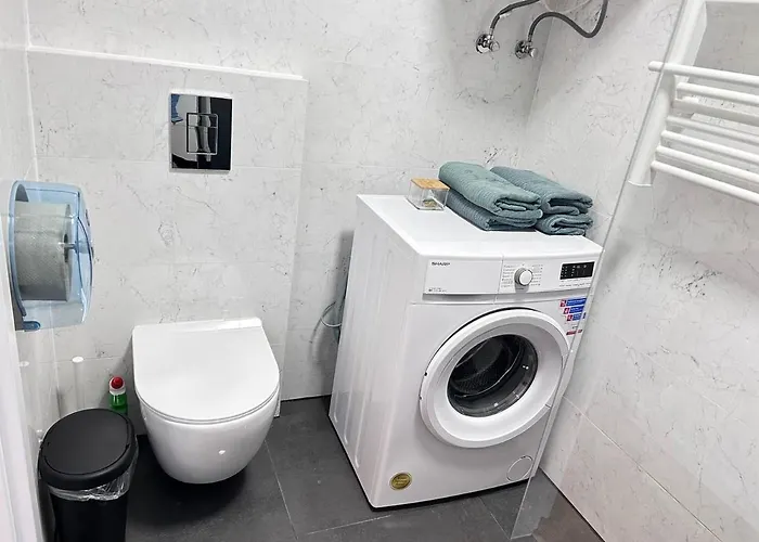 Apartment Yellow - Free Parking