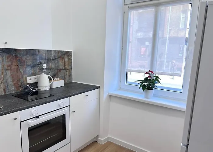 Yellow - Free Parking Κατοβίτσε